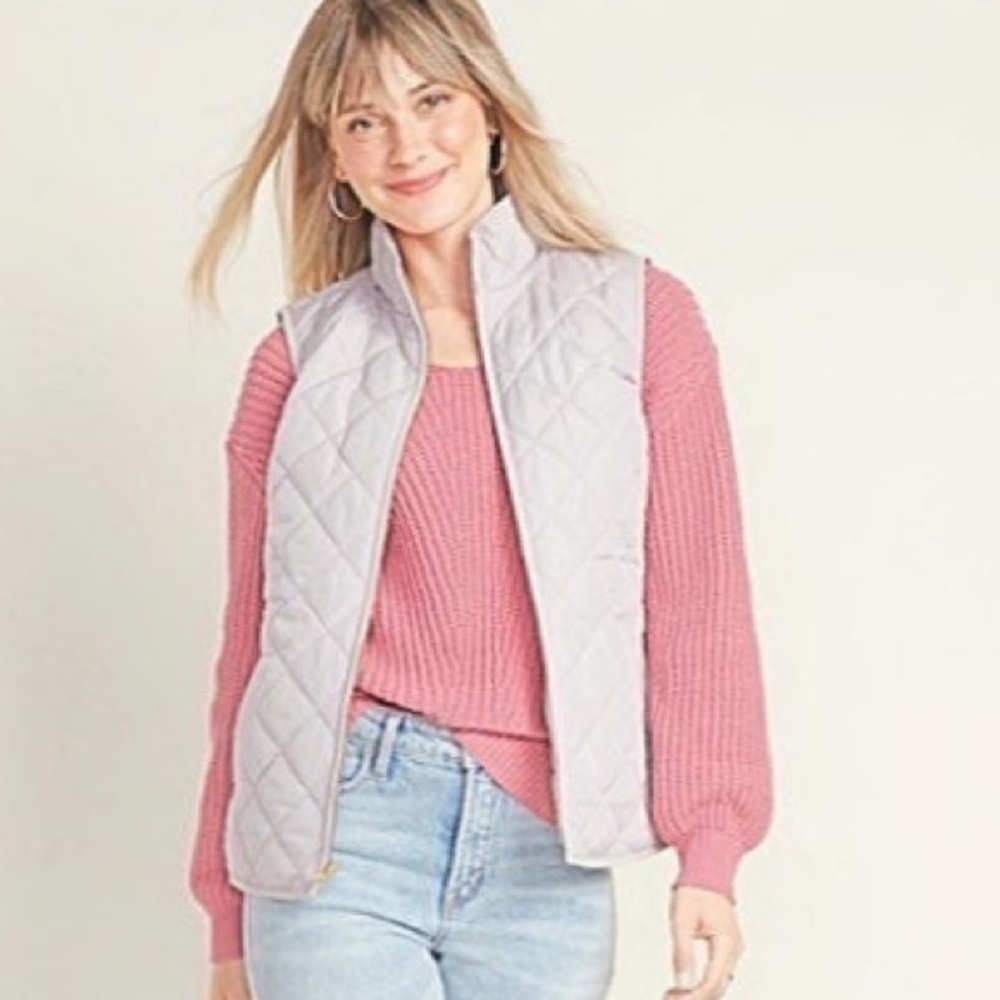 Old Navy Vest Lightweight Ivory quilted vest Size XS